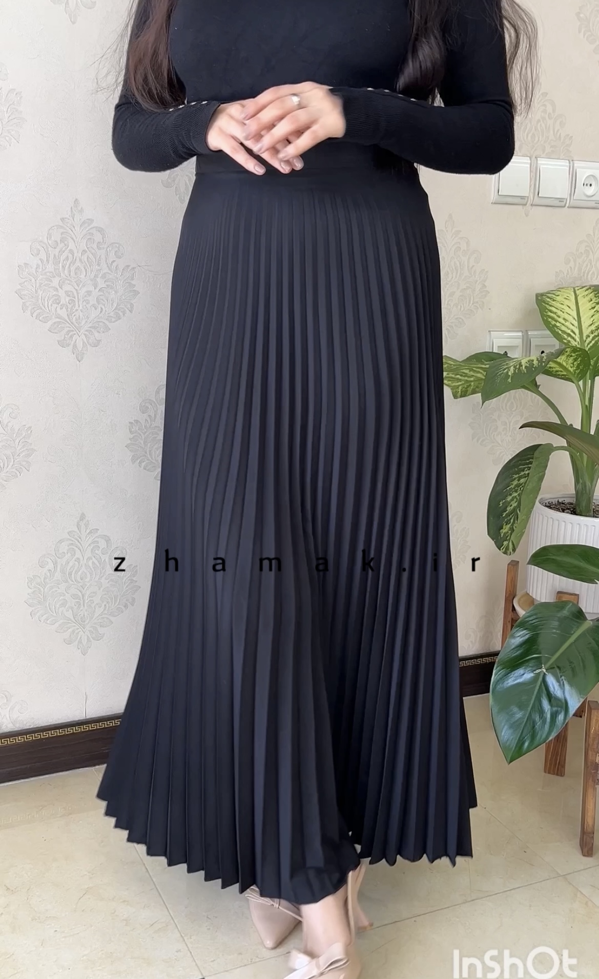 دامن پلیسه مشکی